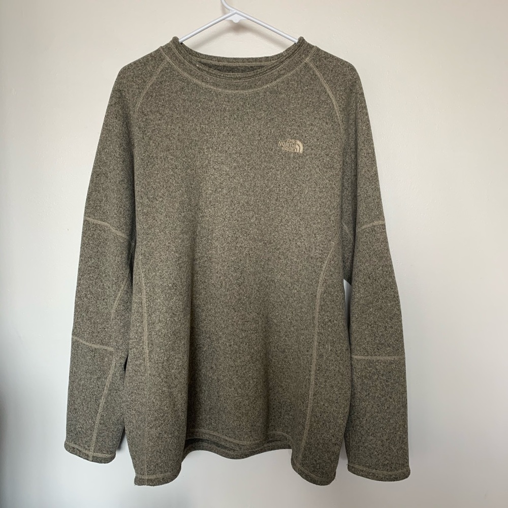 North face pullover